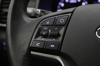 Hyundai Tucson, 1.6, 97 kW, petrol, manual, front-wheel drive