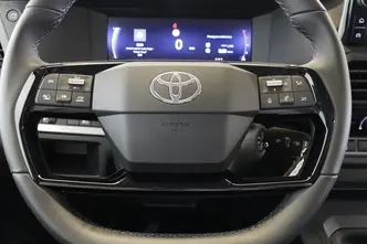 Toyota Proace, 2.0, 106 kW, дизель, механическая, передний привод