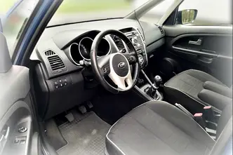Kia Venga, 1.4, 66 kW, petrol, manual, front-wheel drive
