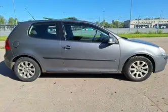 Volkswagen Golf, 1.6, 75 kW, бензин, механическая, передний привод