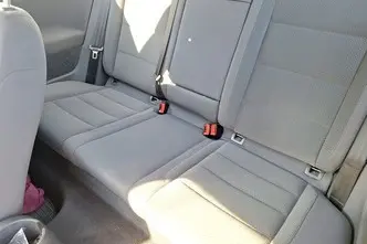 Volkswagen Golf, 1.6, 75 kW, бензин, механическая, передний привод