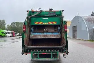 Volvo FMX330 6x2*4, 248 kW, diisel, automaat