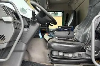 Volvo FMX330 6x2*4, 248 kW, diisel, automaat