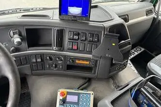 Volvo FMX330 6x2*4, 248 kW, diisel, automaat