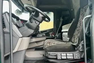 Scania R650, 478 kW, diisel, automaat