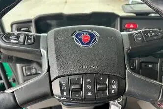 Scania R650, 478 kW, diisel, automaat