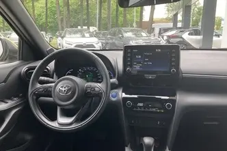 Toyota Yaris Cross, 1.5, 68 kW, гибрид, автомат, передний привод