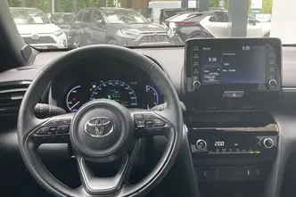 Toyota Yaris Cross, 1.5, 68 kW, гибрид, автомат, передний привод