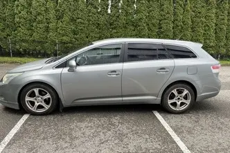 Toyota Avensis, 2.0, 93 kW, diesel, manual, front-wheel drive