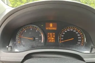 Toyota Avensis, 2.0, 93 kW, diesel, manual, front-wheel drive