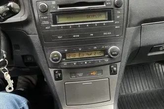 Toyota Avensis, 2.0, 93 kW, diesel, manual, front-wheel drive