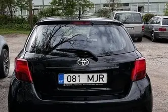 Toyota Yaris, 1.3, 73 kW, bensiin, automaat, esivedu