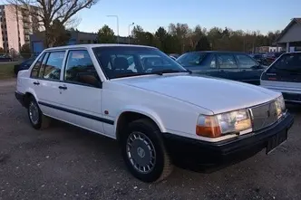 Volvo 940, 96 kW, petrol, automatic, rear-wheel drive