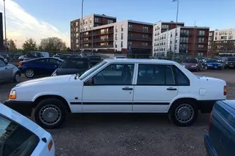 Volvo 940, 96 kW, petrol, automatic, rear-wheel drive