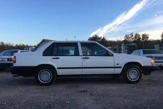 Volvo 940, 96 kW, petrol, automatic, rear-wheel drive