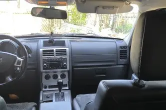 Dodge Nitro, 2.8, 130 kW, diisel, automaat, nelikvedu