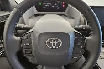 Toyota bZ4X, 118 kW, электричество, полный привод