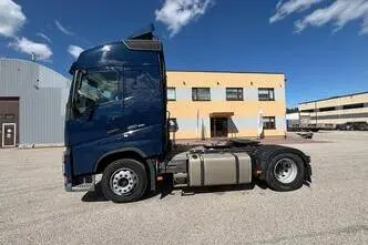 Volvo FH460, 345 kW, diisel, automaat