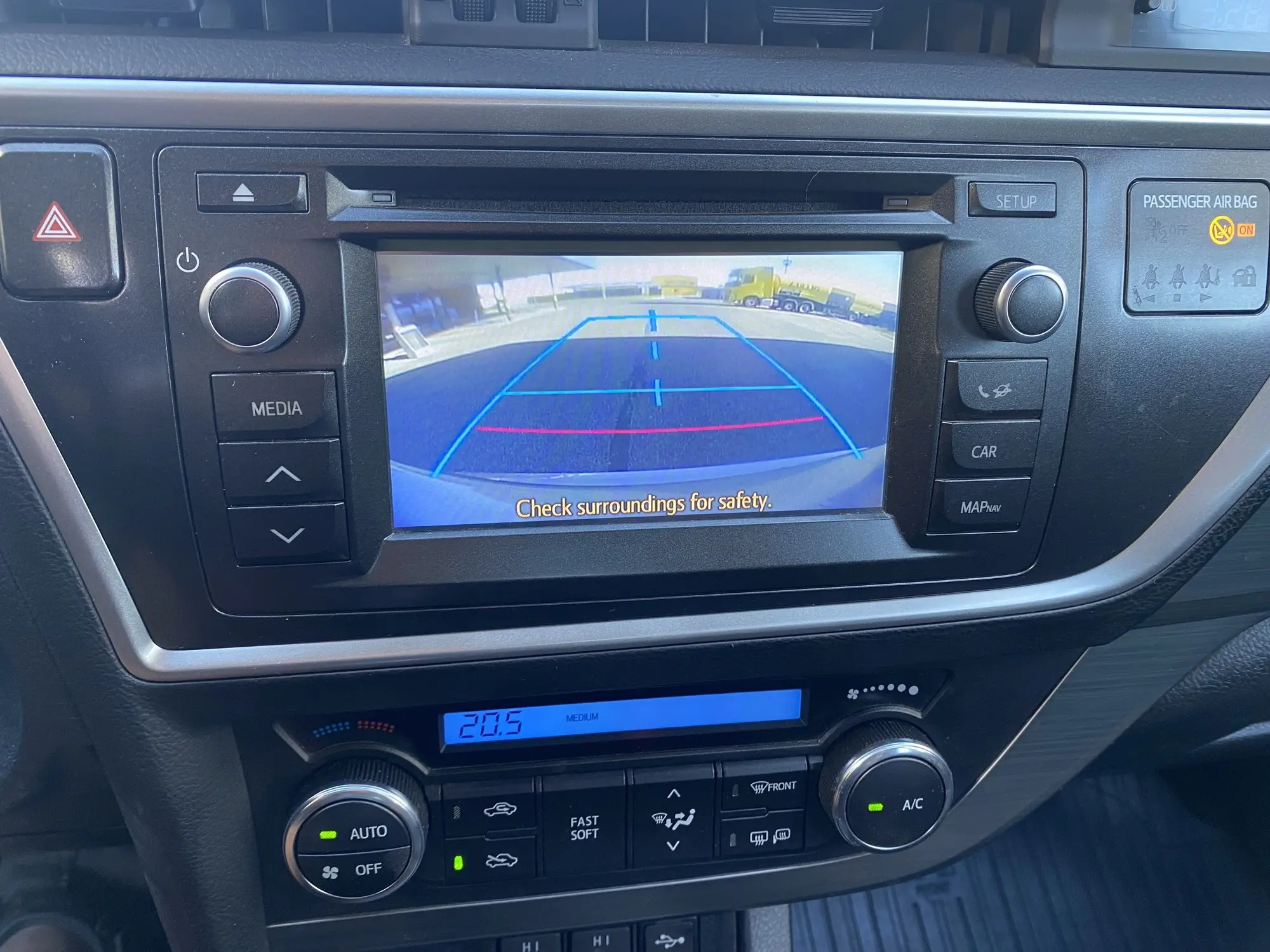 Toyota Auris, 1.6, 97 kW, bensiin, manuaal, esivedu