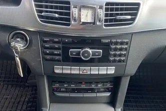 Mercedes-Benz E 220, 2.1, 125 kW, diisel, manuaal, tagavedu