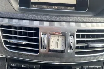 Mercedes-Benz E 220, 2.1, 125 kW, diisel, manuaal, tagavedu