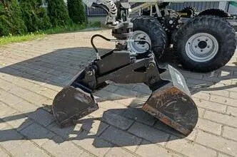 John Deere 3038E, 27.4 kW, diisel, automaat