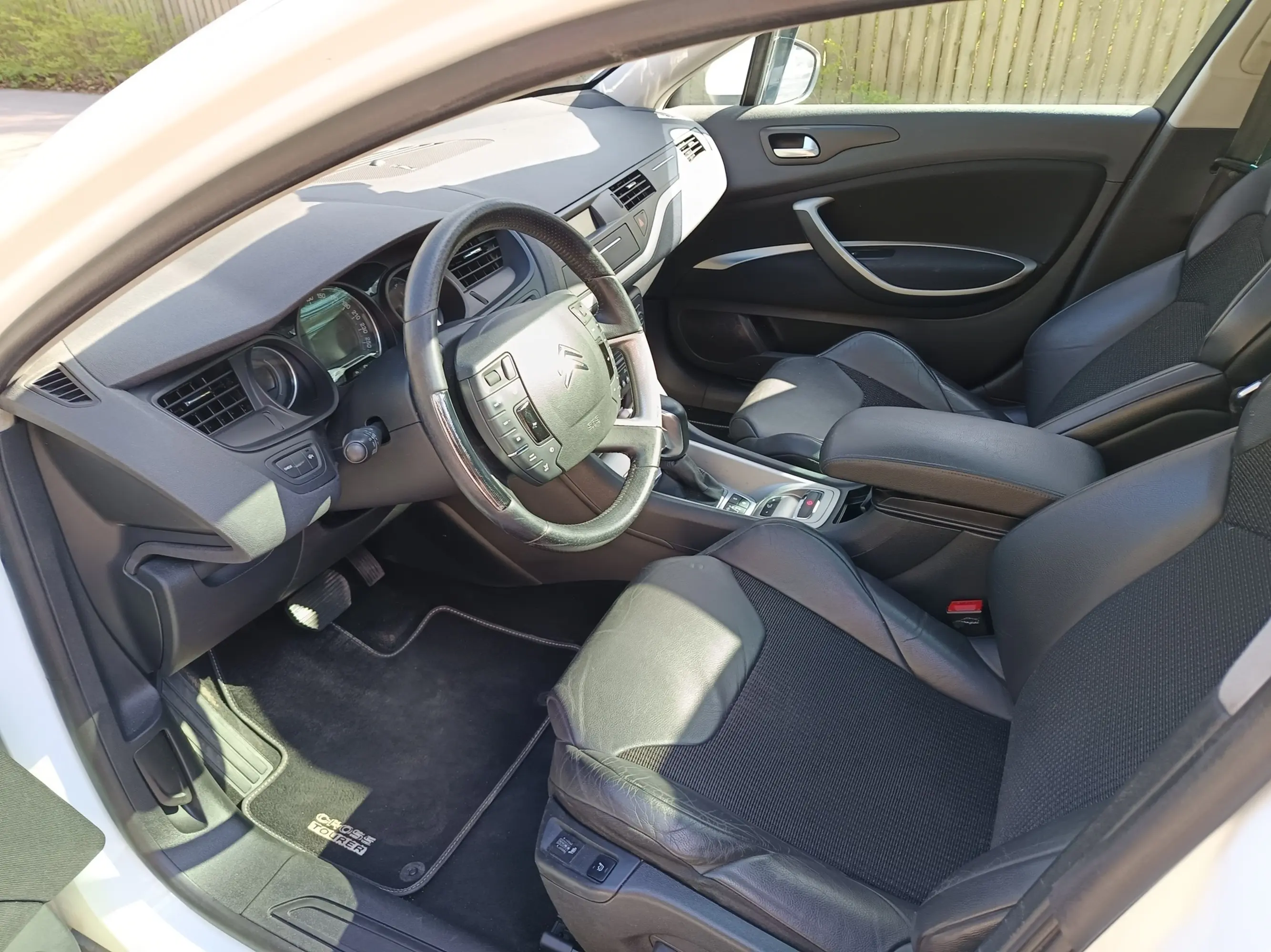 Citroën C5, 100 kW, diisel, automaat, esivedu