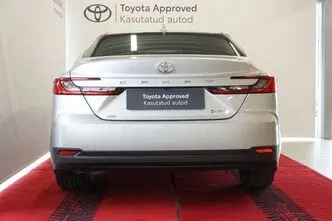 Toyota Camry, 2.5, 137 kW, hybrid, automatic, front-wheel drive