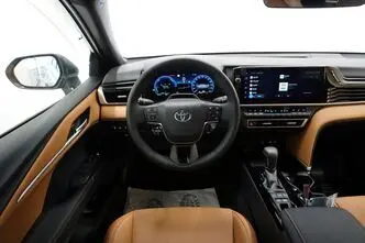 Toyota Camry, 2.5, 137 kW, hybrid, automatic, front-wheel drive