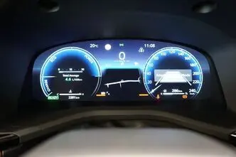 Toyota Camry, 2.5, 137 kW, hybrid, automatic, front-wheel drive