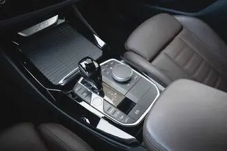 BMW X3, 2.0, 140 kW, hybrid, automatic, four-wheel drive
