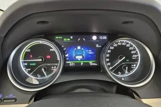 Toyota Camry, 2.5, 131 kW, гибрид, автомат, передний привод