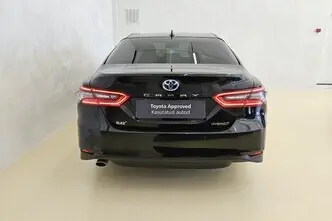 Toyota Camry, 2.5, 131 kW, гибрид, автомат, передний привод