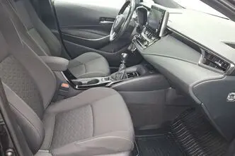 Toyota Corolla, 1.2, 85 kW, petrol, manual, front-wheel drive