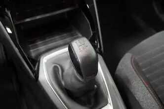 Peugeot 208, 1.2, 55 kW, bensiin, manuaal, esivedu