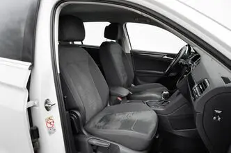 Volkswagen Tiguan, 1.5, 110 kW, bensiin, automaat