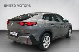 BMW X2, 115 kW, гибрид, автомат, передний привод