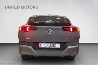 BMW X2, 115 kW, гибрид, автомат, передний привод