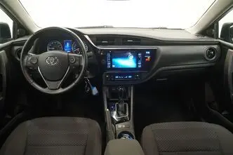 Toyota Corolla, 1.6, 97 kW, bensiin, automaat, esivedu