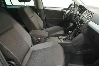 Volkswagen Tiguan, 2.0, 132 kW, bensiin, automaat, nelikvedu
