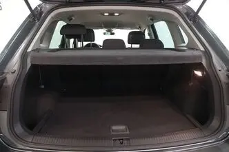 Volkswagen Tiguan, 2.0, 132 kW, bensiin, automaat, nelikvedu
