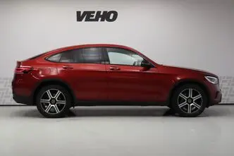 Mercedes-Benz GLC 200, 2.0, 145 kW, hybrid, automatic, four-wheel drive