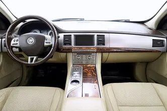 Jaguar XF, 2.7, 206 kW, diesel, automatic, rear-wheel drive