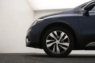Suzuki SX4, 1.4, 95 kW, hybrid, manual, front-wheel drive