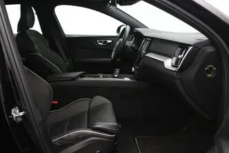 Volvo S60, 2.0, 120 kW, hybrid, automatic, front-wheel drive