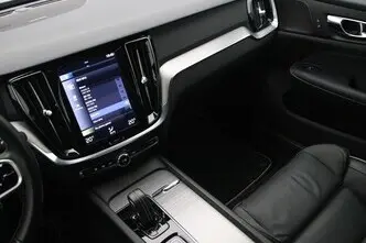Volvo S60, 2.0, 120 kW, hybrid, automatic, front-wheel drive