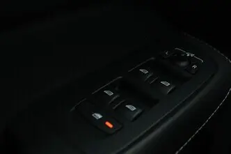Volvo S60, 2.0, 120 kW, hybrid, automatic, front-wheel drive