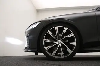 Volvo S60, 2.0, 120 kW, hybrid, automatic, front-wheel drive
