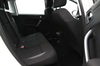 Peugeot 2008, 1.2, 60 kW, petrol, manual, front-wheel drive
