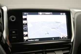 Peugeot 2008, 1.2, 60 kW, petrol, manual, front-wheel drive